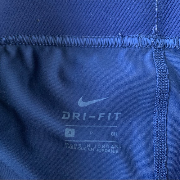 Nike Pro Cropped Leggings - Picture 3 of 5